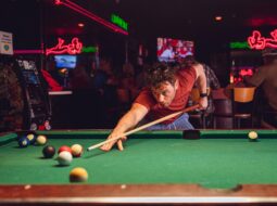 Craig Spiesman:Playing Billiards